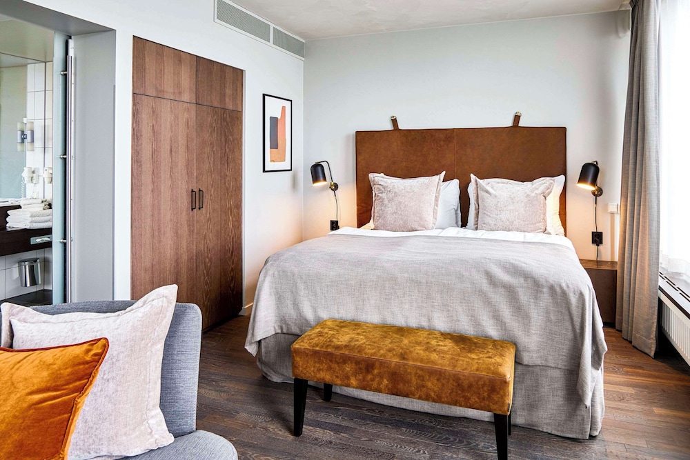 Standard Room, Double or Single Bed - Photo 1