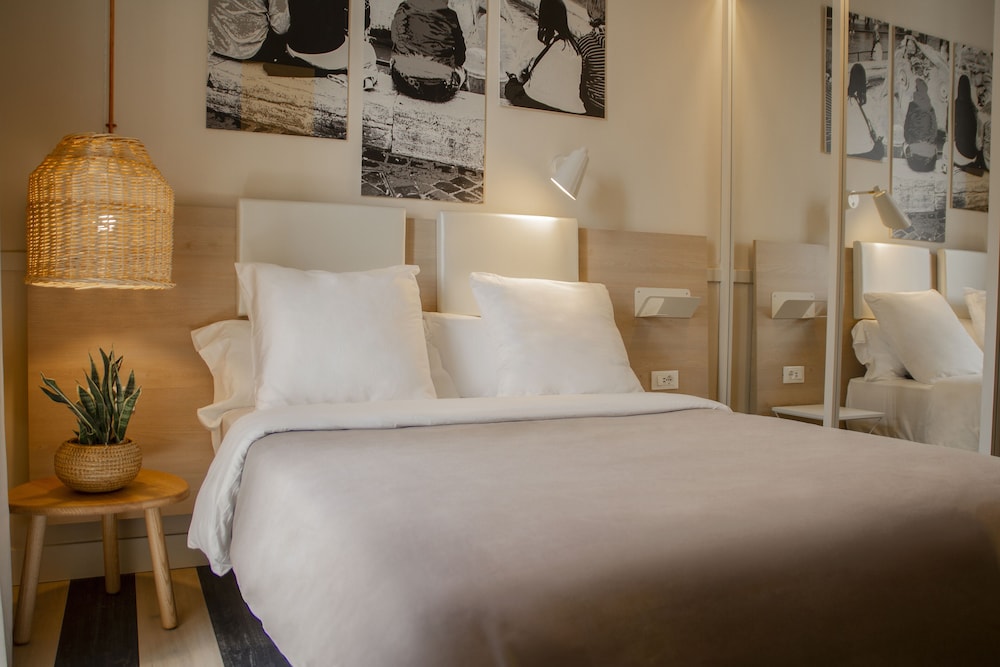Standard Double or Twin Room, City View