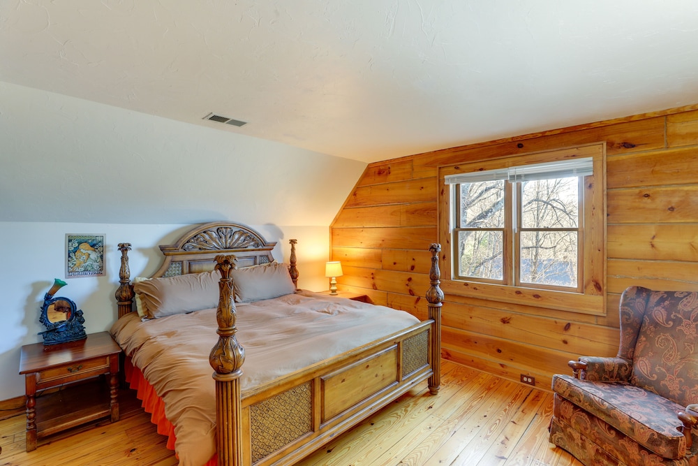 House (4 Bedrooms) photo 1