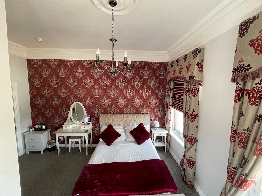 Double Room, Ensuite (Marine View) - Photo 7