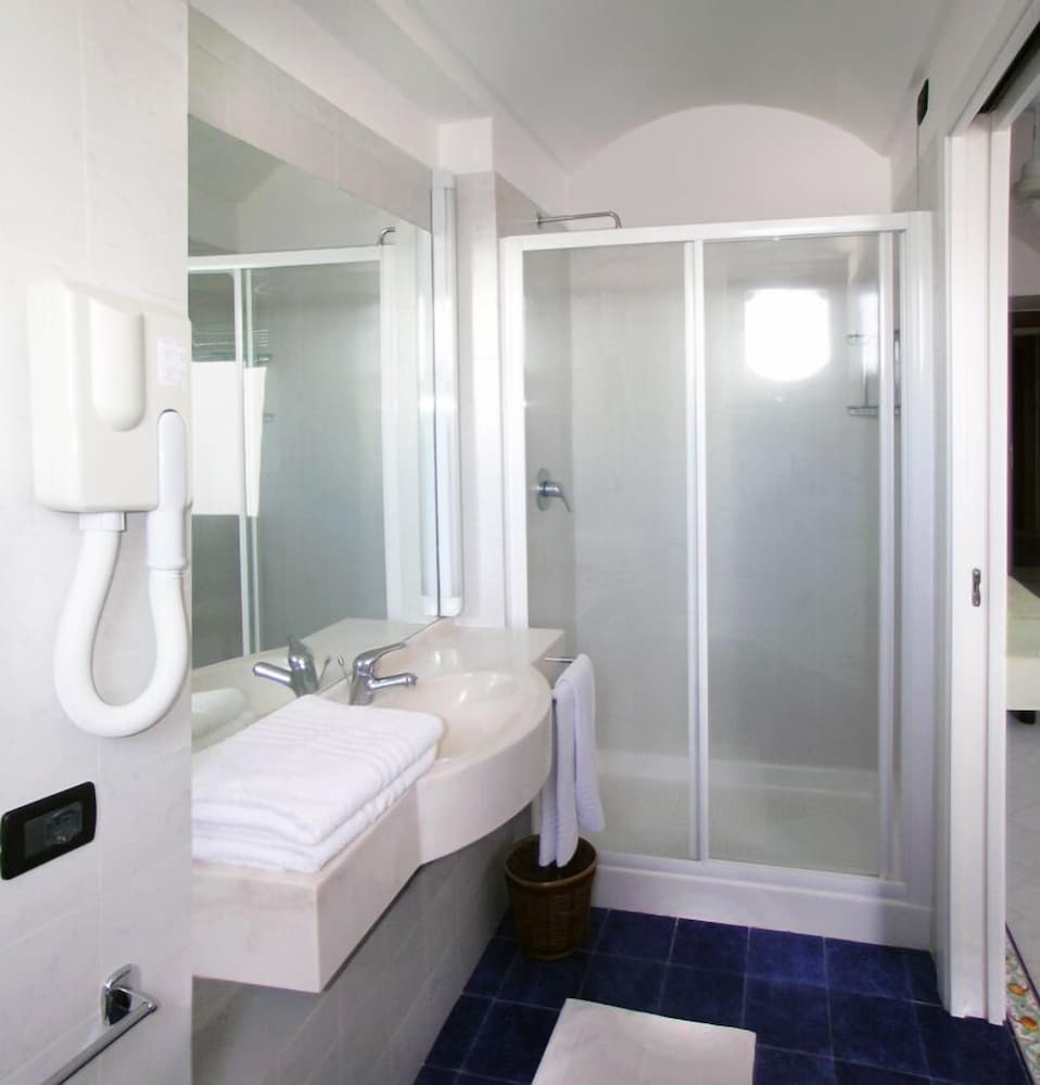 Comfort Double Room, Sea View photo 3