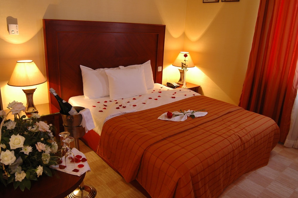 Economy Double or Twin Room, Non Smoking