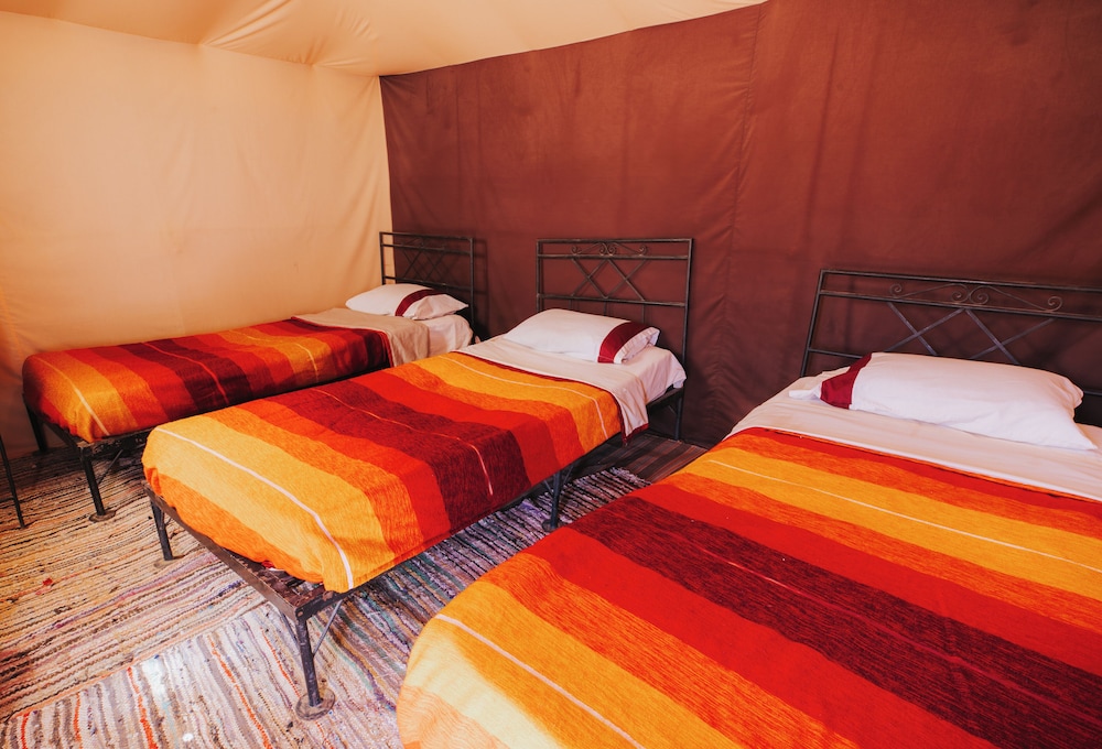 Standard Triple Tent photo 3