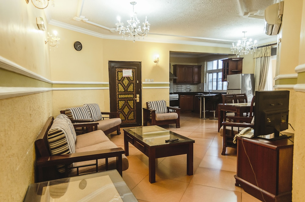 Penthouse, Multiple Beds