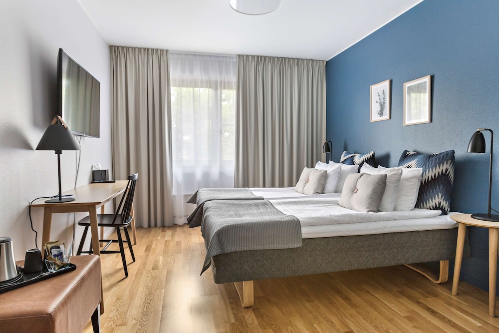 Standard Room, 2 Twin Beds, Non Smoking - Photo 1
