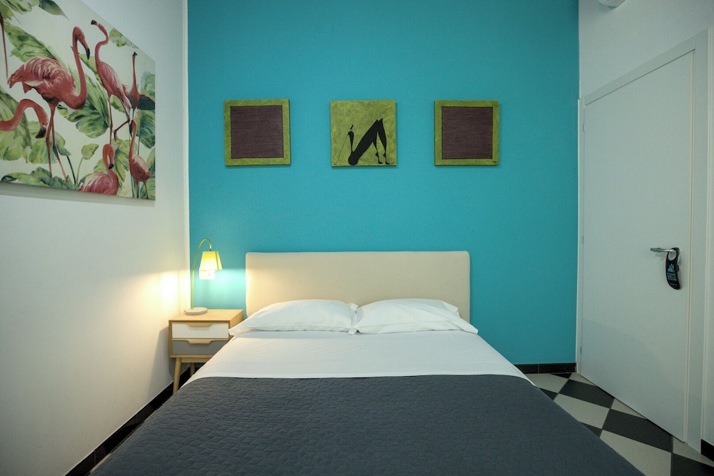 Economy Double Room photo 2