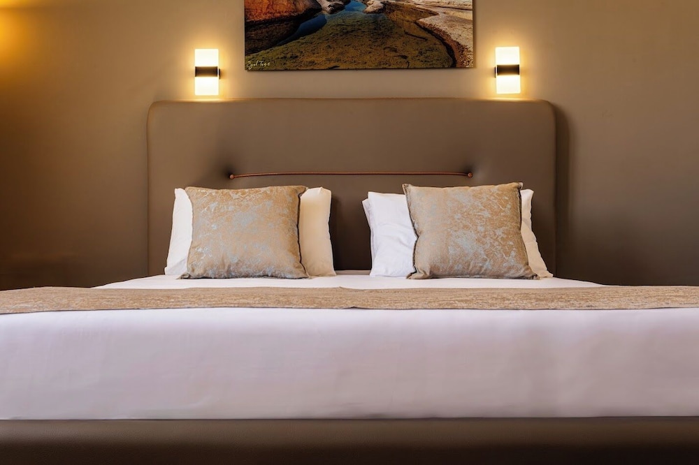 Comfort Room photo 1