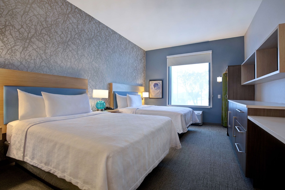 Room, 2 Queen Beds, Accessible (Mobility & Hearing) photo 2