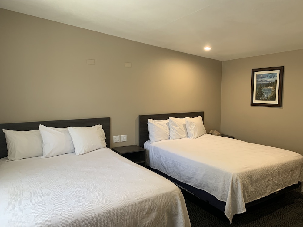 Room, 2 Queen Beds, Non Smoking