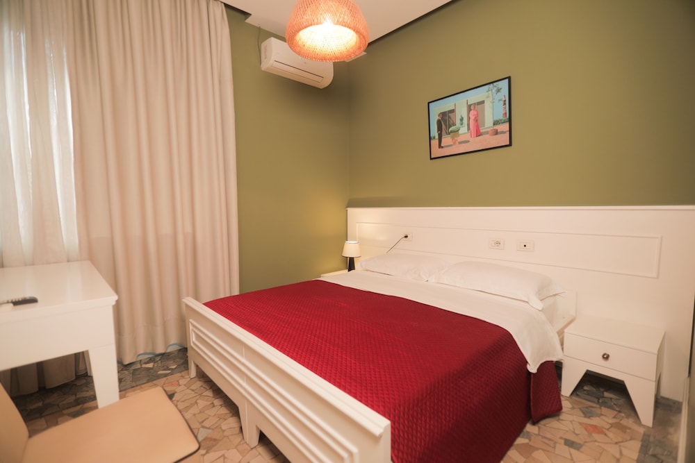 Economy Double or Twin Room