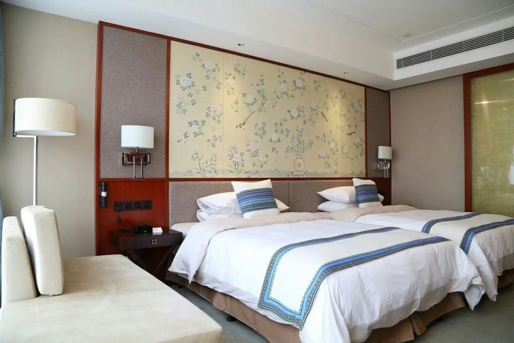Superior Twin Room photo 3
