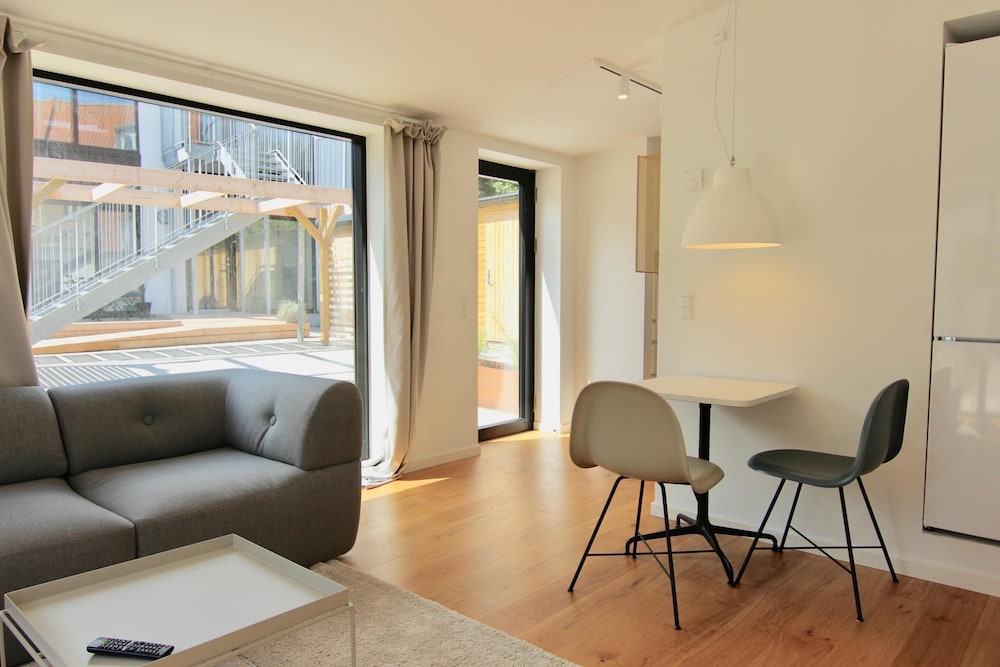 Apartment photo 1