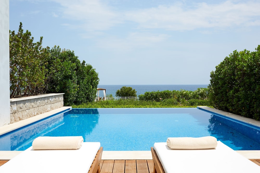 Superior Room, Private Pool, Sea View - Photo 2