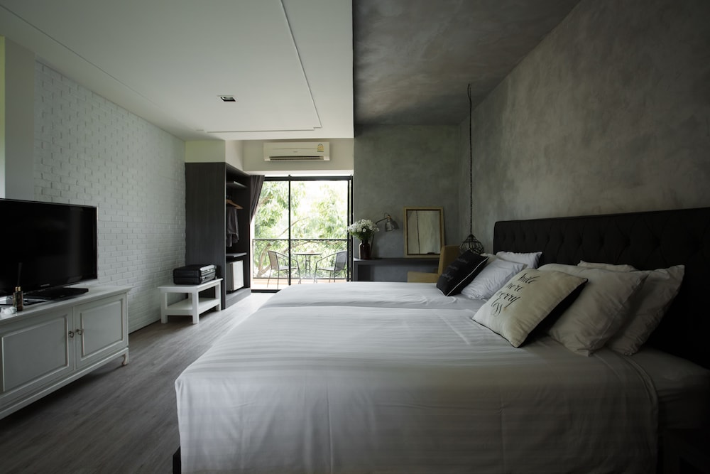Deluxe Twin Room, Garden View photo 3