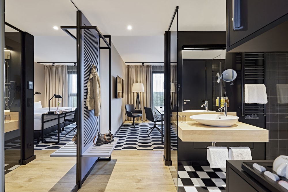 Superior Double Room, 1 King Bed - Photo 5