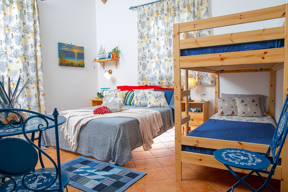 Superior Quadruple Room, Kitchen
