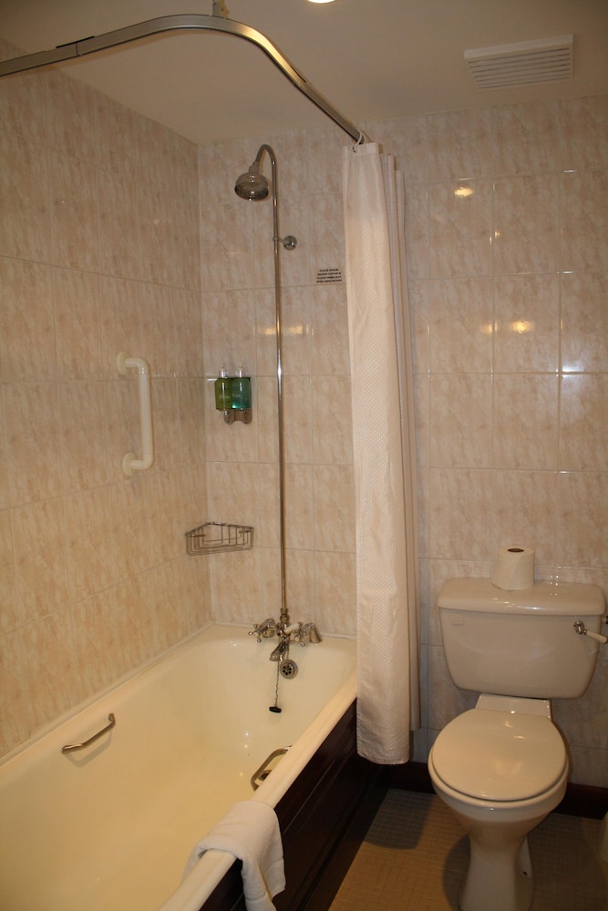 Standard Twin Room, 2 Twin Beds - Photo 3