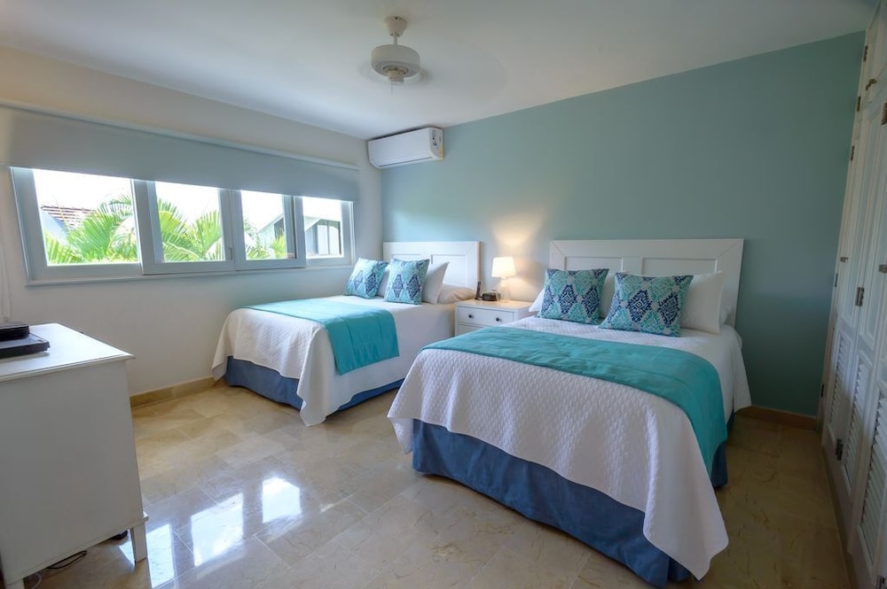 Elite Villa photo 1