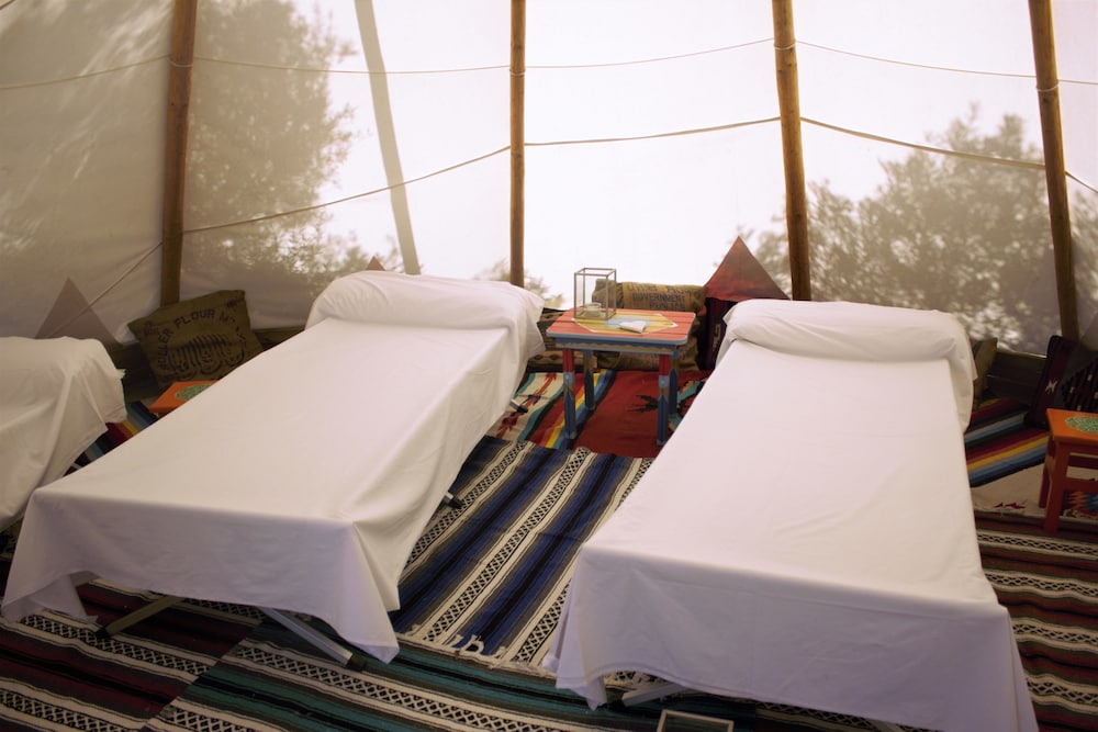 Tent, Shared Bathroom, Lagoon View (Tipi) photo 3