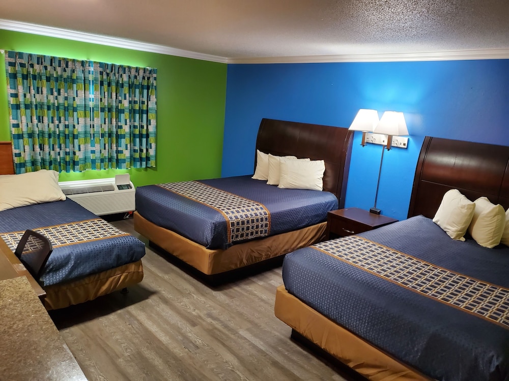 Standard three beds photo 2