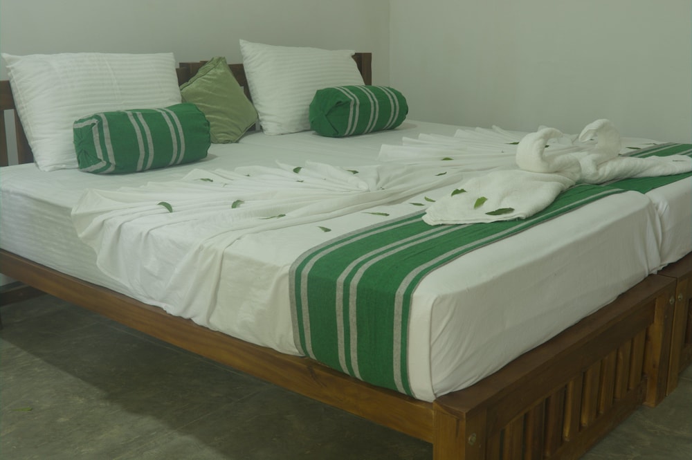 Budget Double Room photo 3