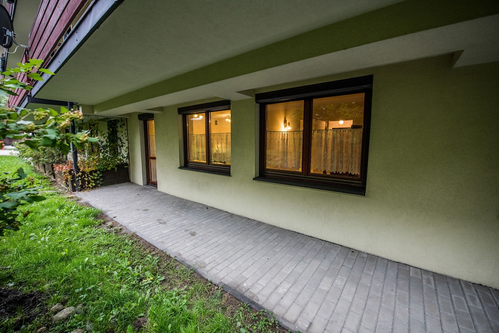 Classic Apartment - Photo 11