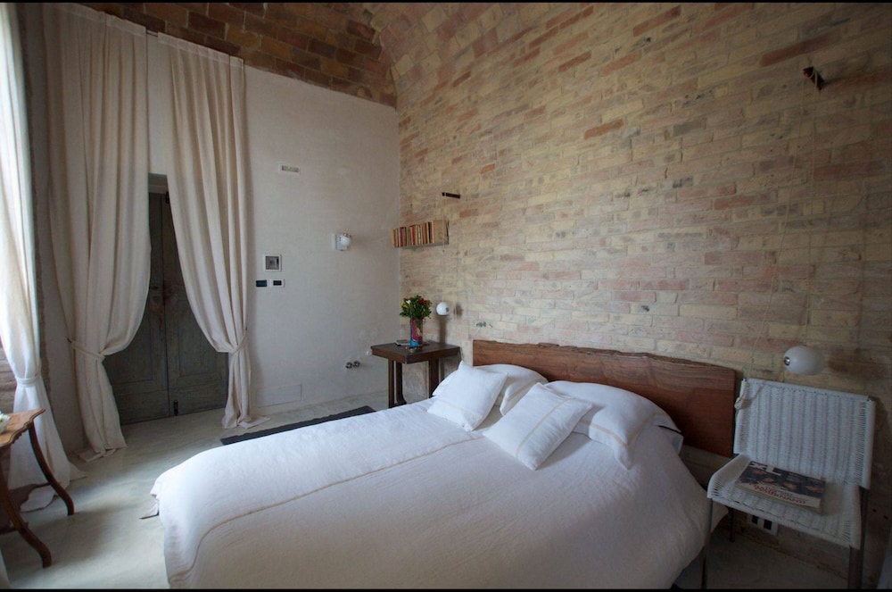 Deluxe Double Room (Bella Addormentata) photo 2