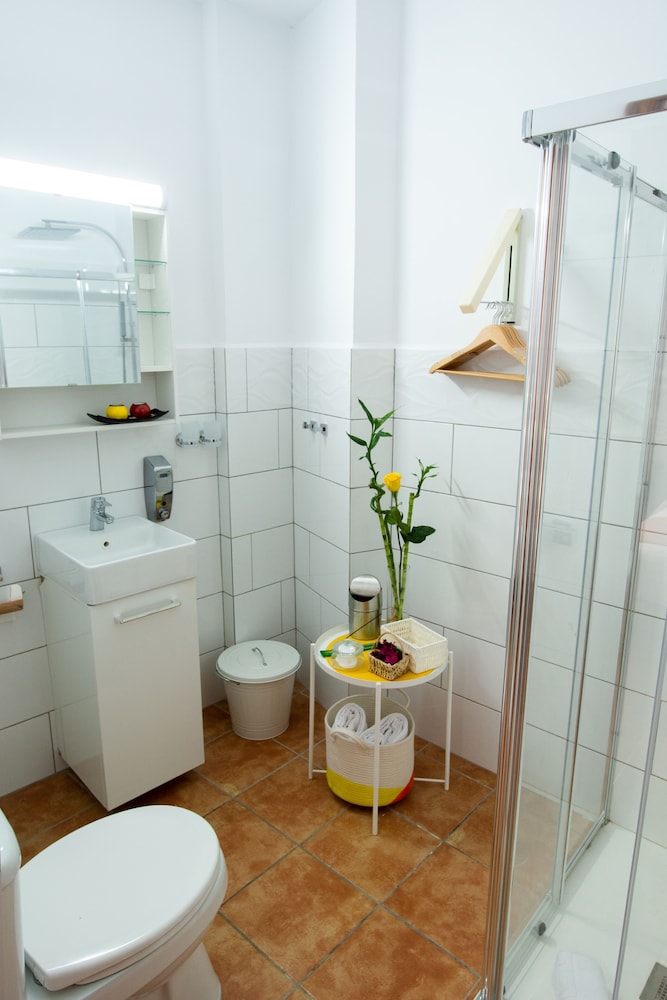 Standard Double or Twin Room photo 2