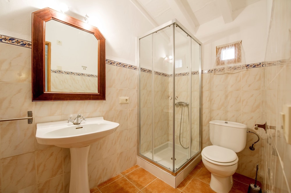 Panoramic Double or Twin Room, 2 Twin Beds, Non Smoking, Hill View photo 2