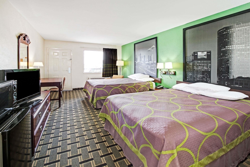 Standard Room, 2 Queen Beds, Smoking photo 1