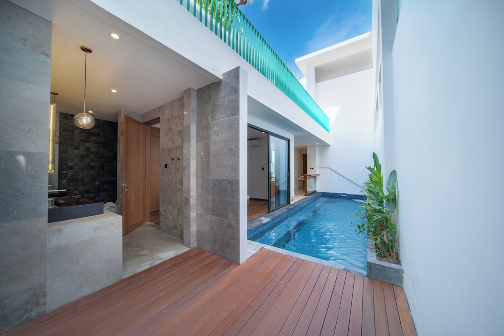 One Bedroom Villa With Private Pool - Photo 10