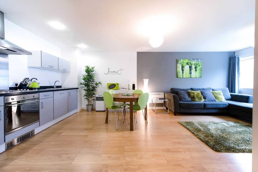 Basic Apartment, Multiple Beds photo 1