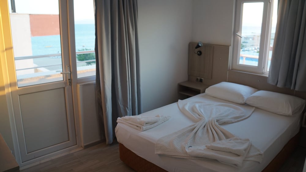 Double Room, 1 Double Bed, Balcony photo 1