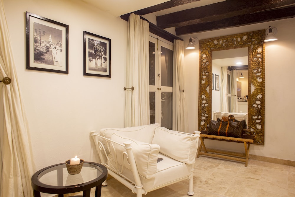 Suite, Balcony photo 3