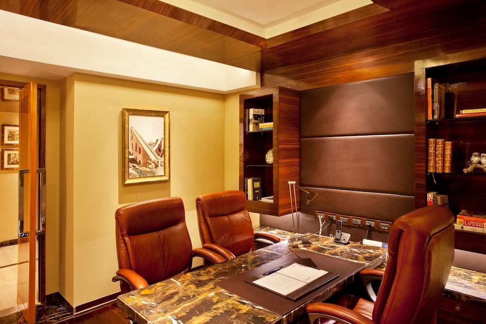 Presidential Suite Presidential Suite