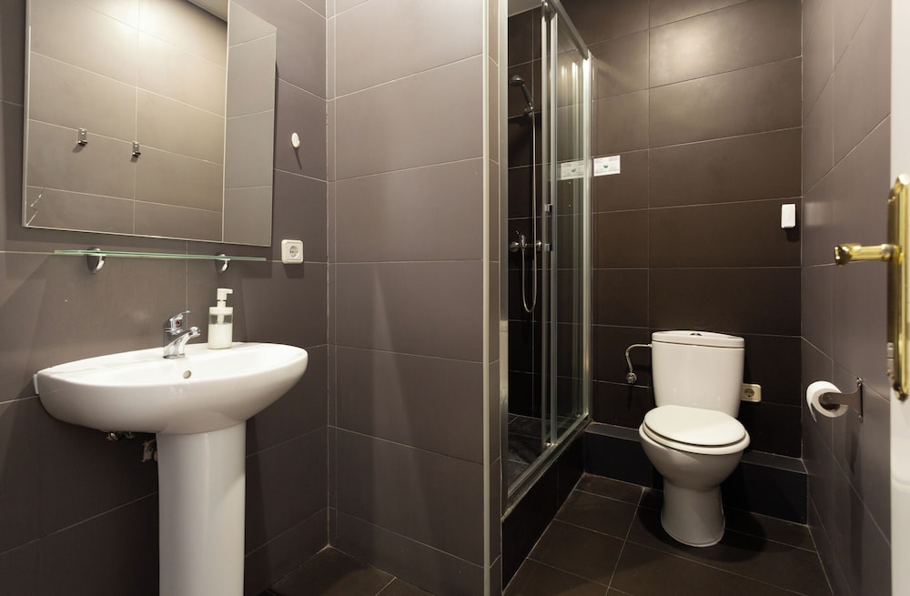 Classic Double Room, Ensuite (#1) photo 2