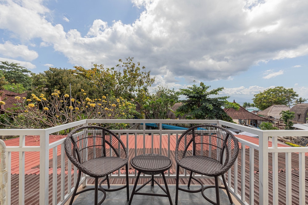 Deluxe Twin Room, Pool View - Photo 11