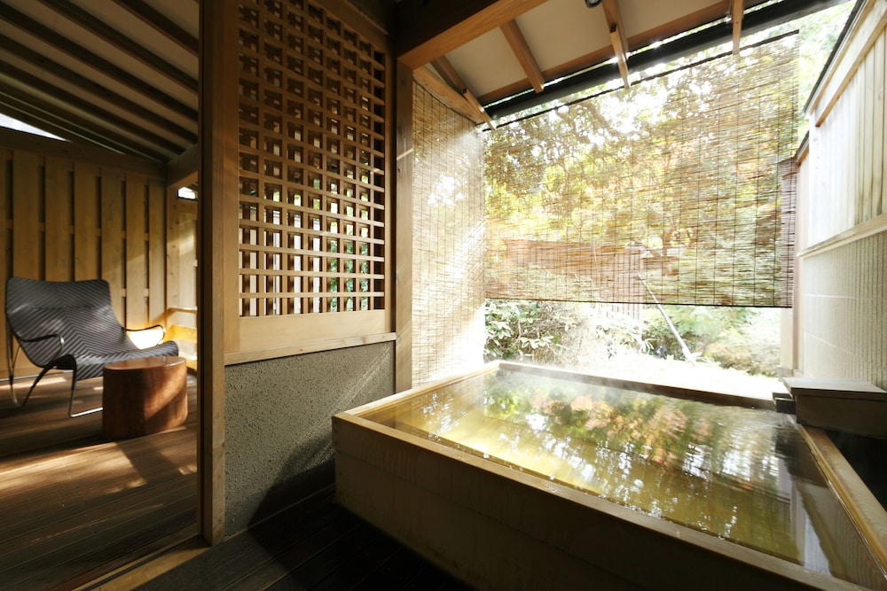 Premium Room, 2 Bedrooms, Non Smoking, Private Bathroom photo 3