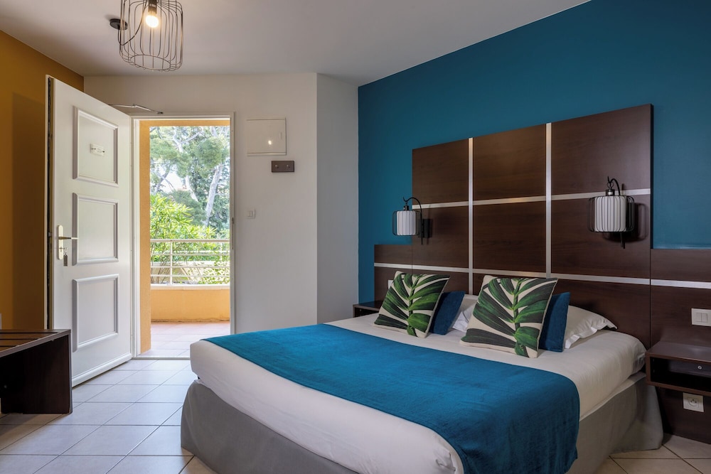 Family Triple Room - Photo 2
