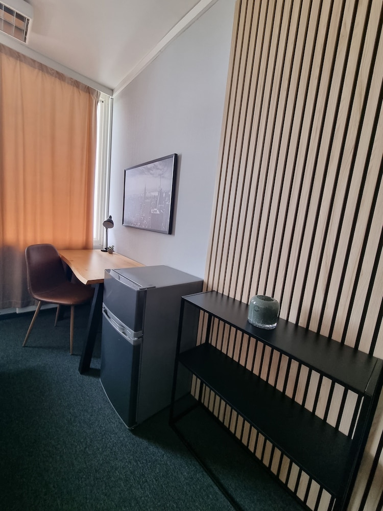 Standard Double Room with Shared Bathroom and Sea View photo 2