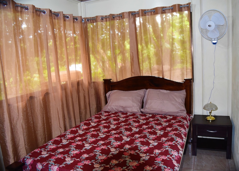 Basic House, 2 Bedrooms photo 1