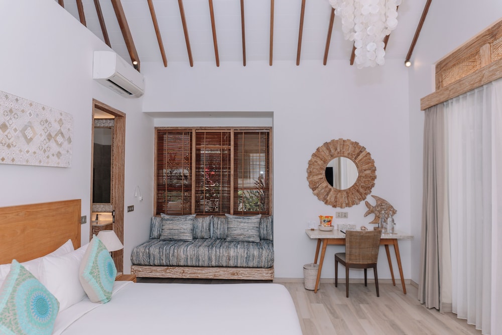Luxury Cottage, Ocean View - Photo 2