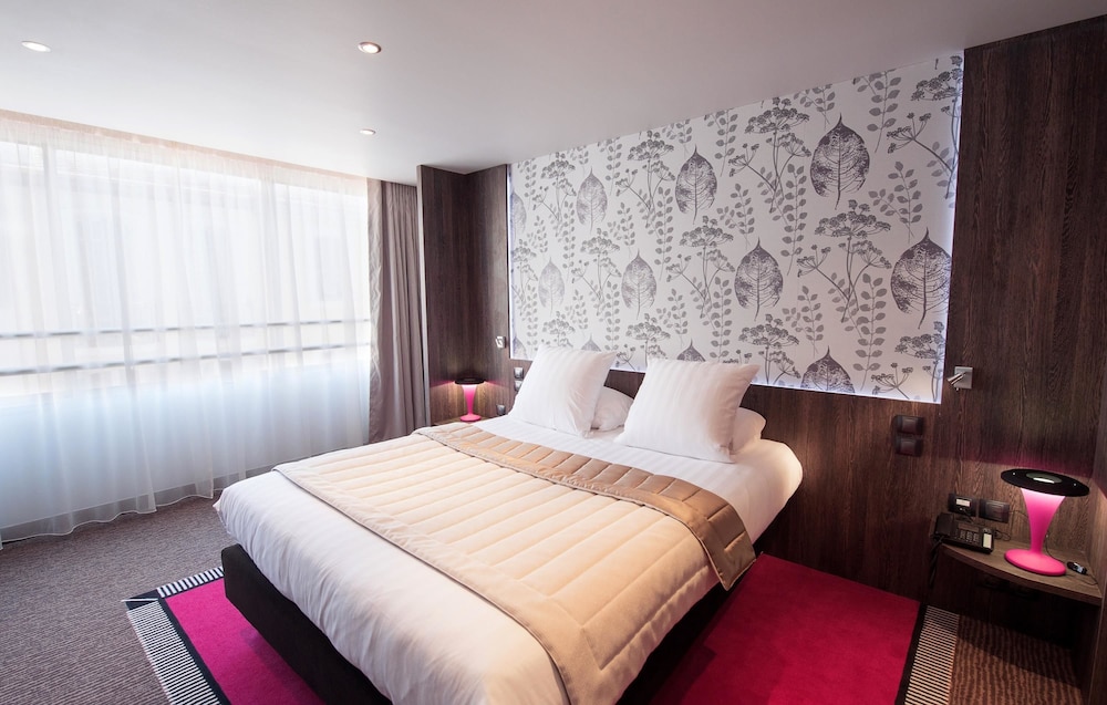 Executive Room - Photo 5