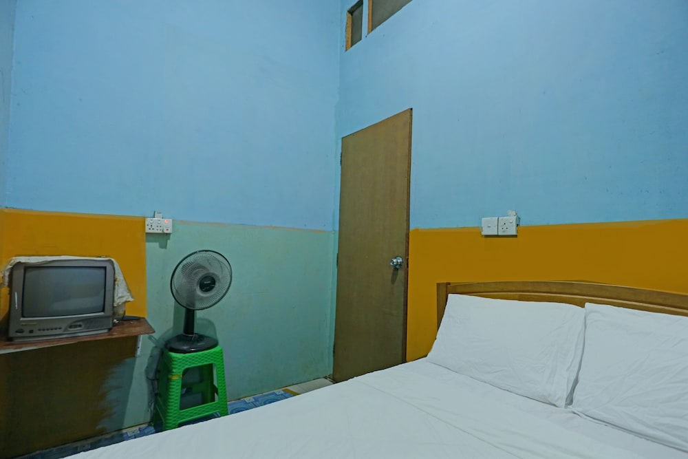 Economy Double Room photo 2