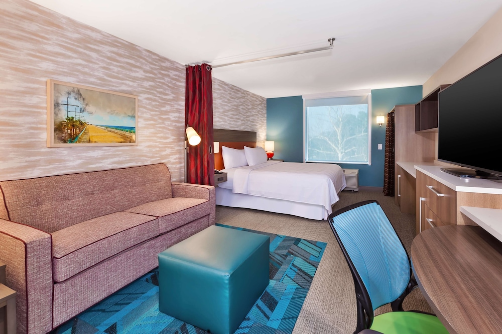 Studio Suite, 1 King Bed, Non Smoking - Photo 4