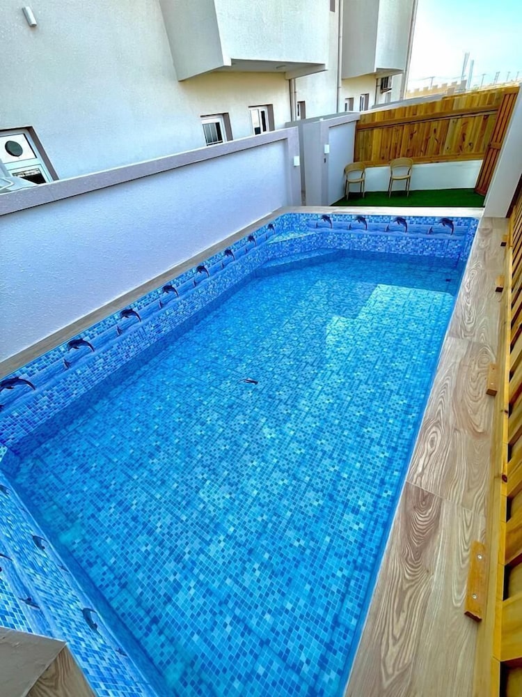 Grand Villa, 2 Bedrooms, Garden View, Poolside photo 1