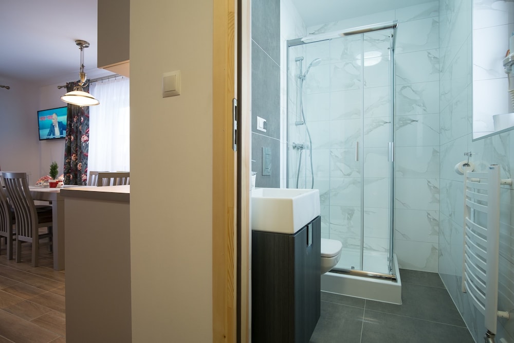 Deluxe Townhome, 2 Bedrooms (B) photo 3