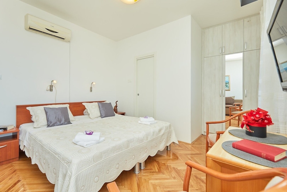 Comfort Triple Room, 1 Bedroom photo 3