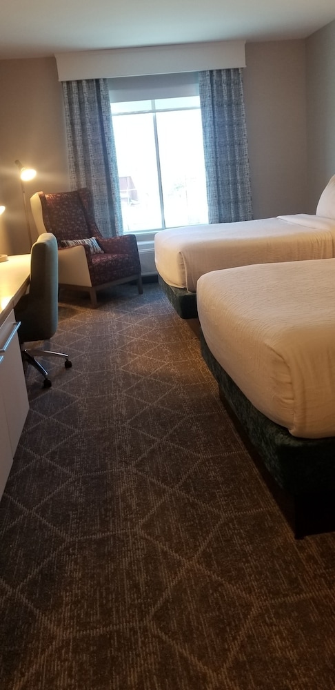 Room, 2 Queen Beds, Accessible (Hearing) - Photo 2