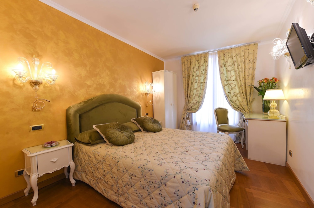 Classic Double or Twin Room photo 1